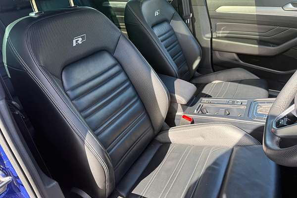 2022 Volkswagen Passat 206TSI R-Line B8 thumb-10