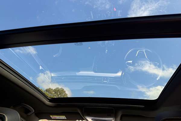 2022 Volkswagen Passat 206TSI R-Line B8 thumb-14