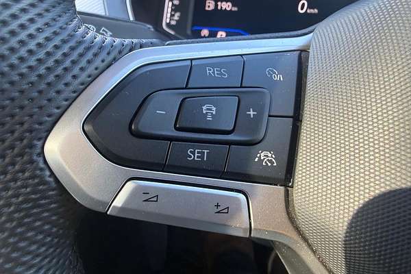 2022 Volkswagen Passat 206TSI R-Line B8 thumb-28