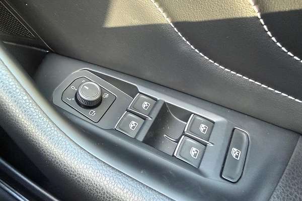 2022 Volkswagen Passat 206TSI R-Line B8 thumb-30