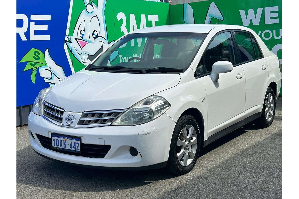 2010 Nissan Tiida ST C11