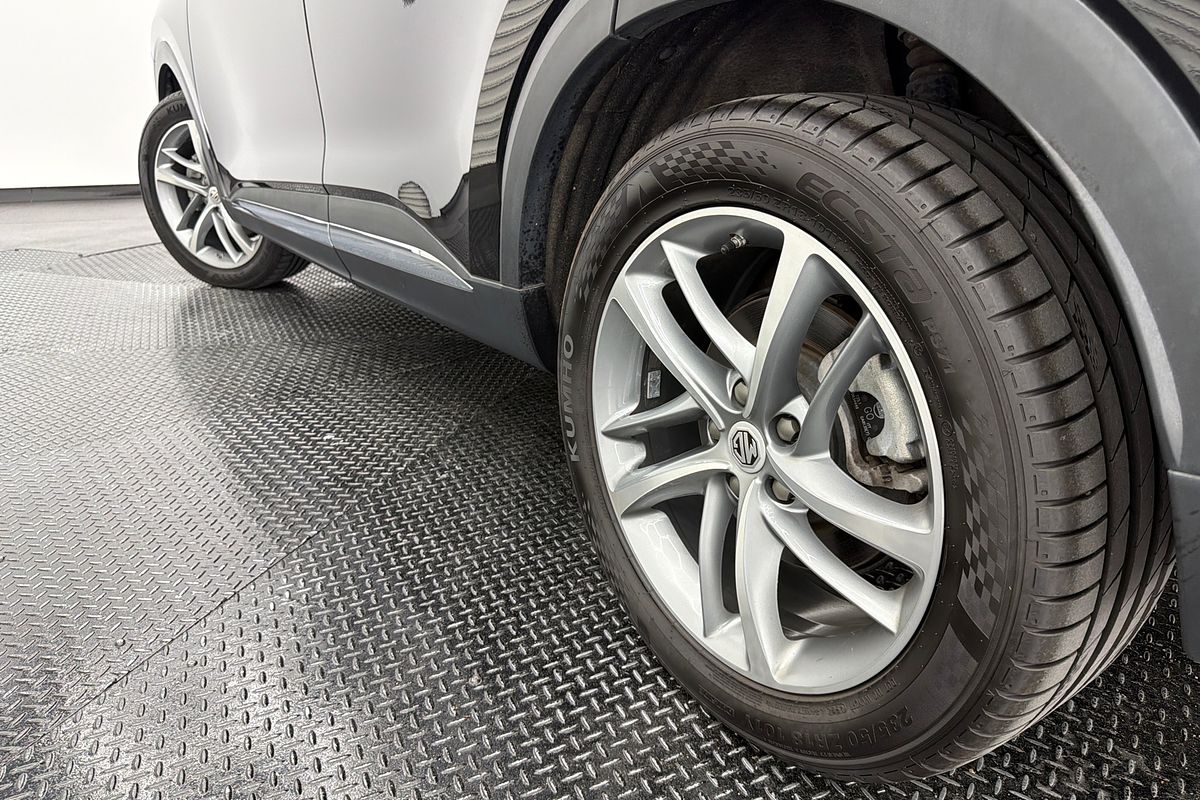 2021 MG HS Excite SAS23