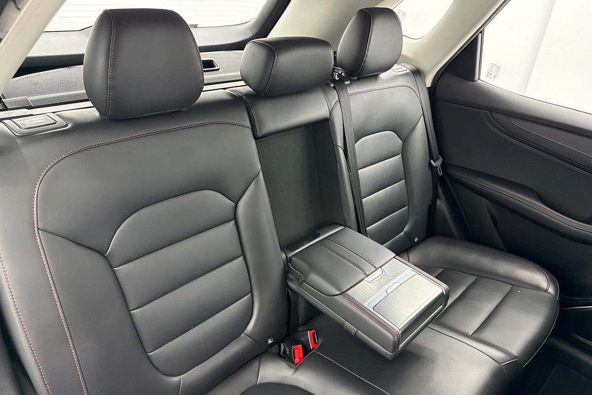 2021 MG HS Excite SAS23