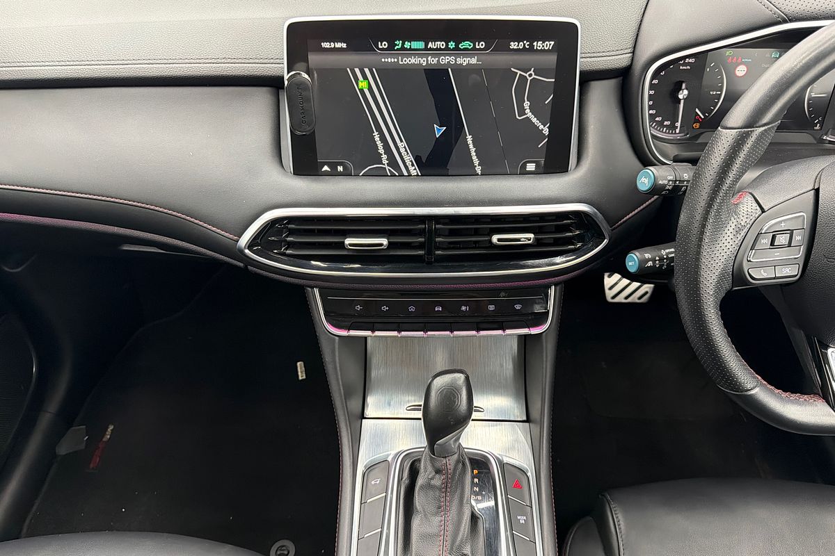 2021 MG HS Excite SAS23