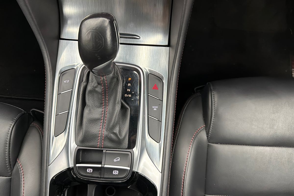 2021 MG HS Excite SAS23