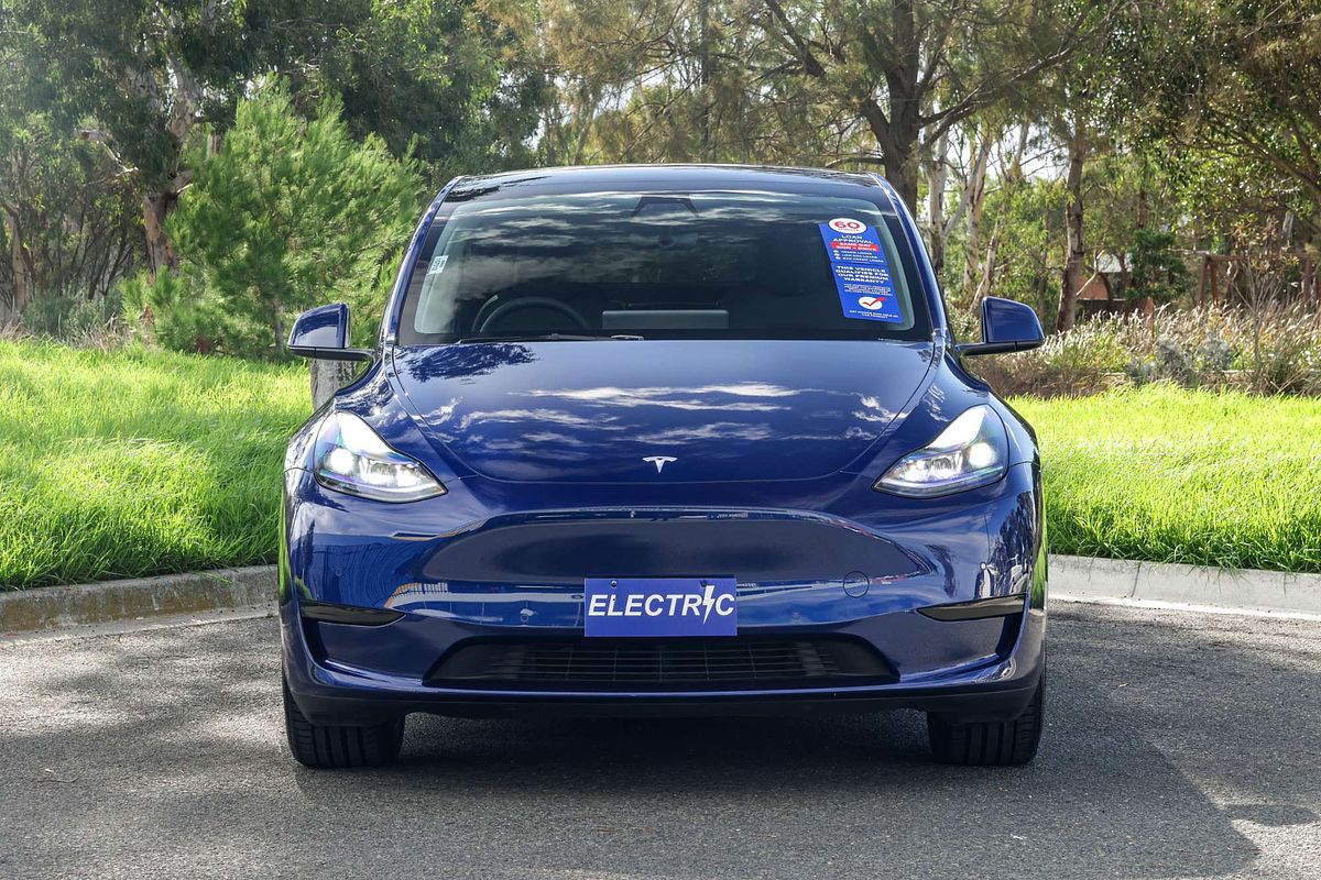 2022 Tesla Model Y Rear-Wheel Drive