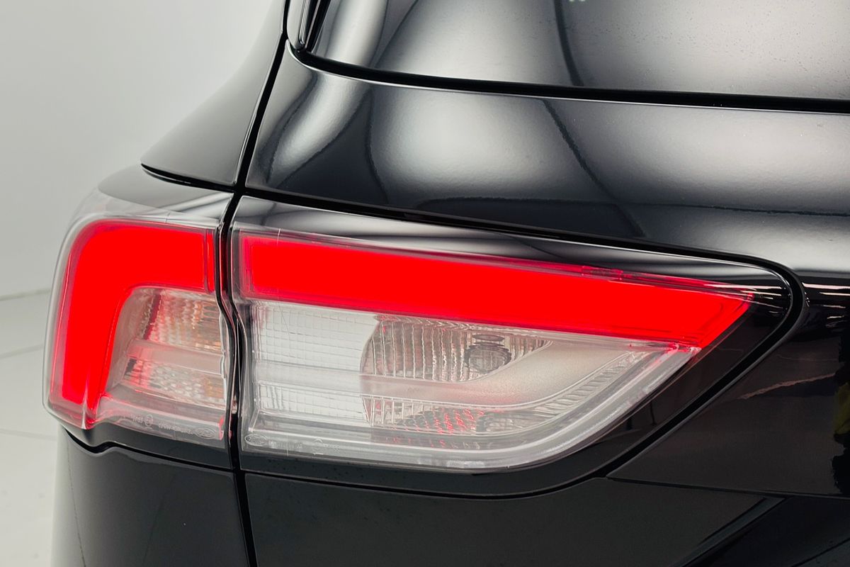 Ford ESCAPE 2020.75 SUV ST-LINE NON SIP 2.0LP 8A AWD (JVFY9EF)