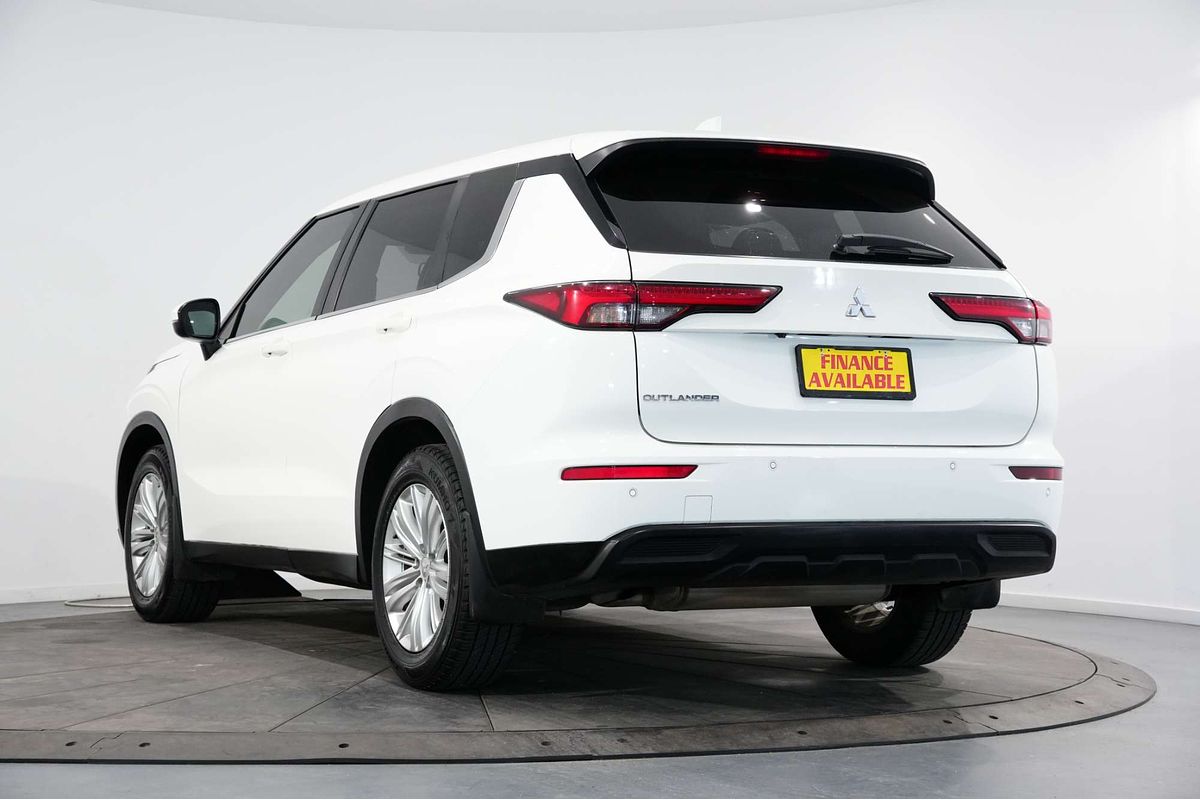 2021 Mitsubishi Outlander ES ZM