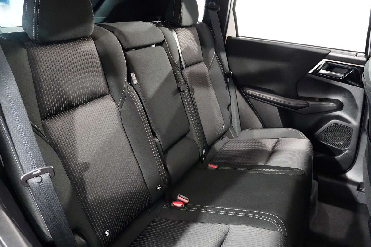 2021 Mitsubishi Outlander ES ZM