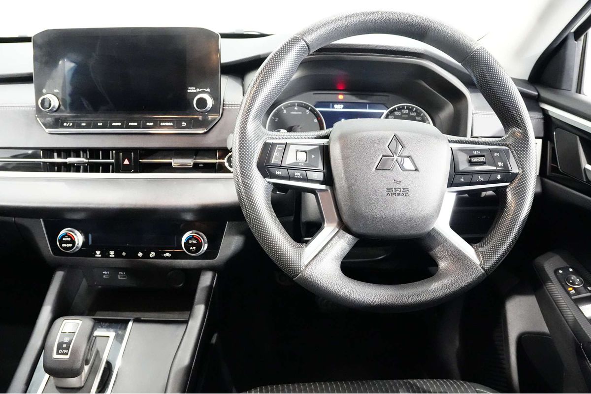 2021 Mitsubishi Outlander ES ZM