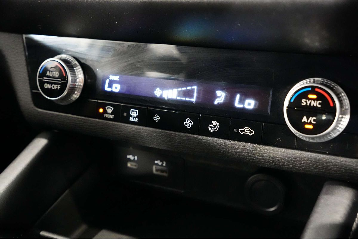 2021 Mitsubishi Outlander ES ZM