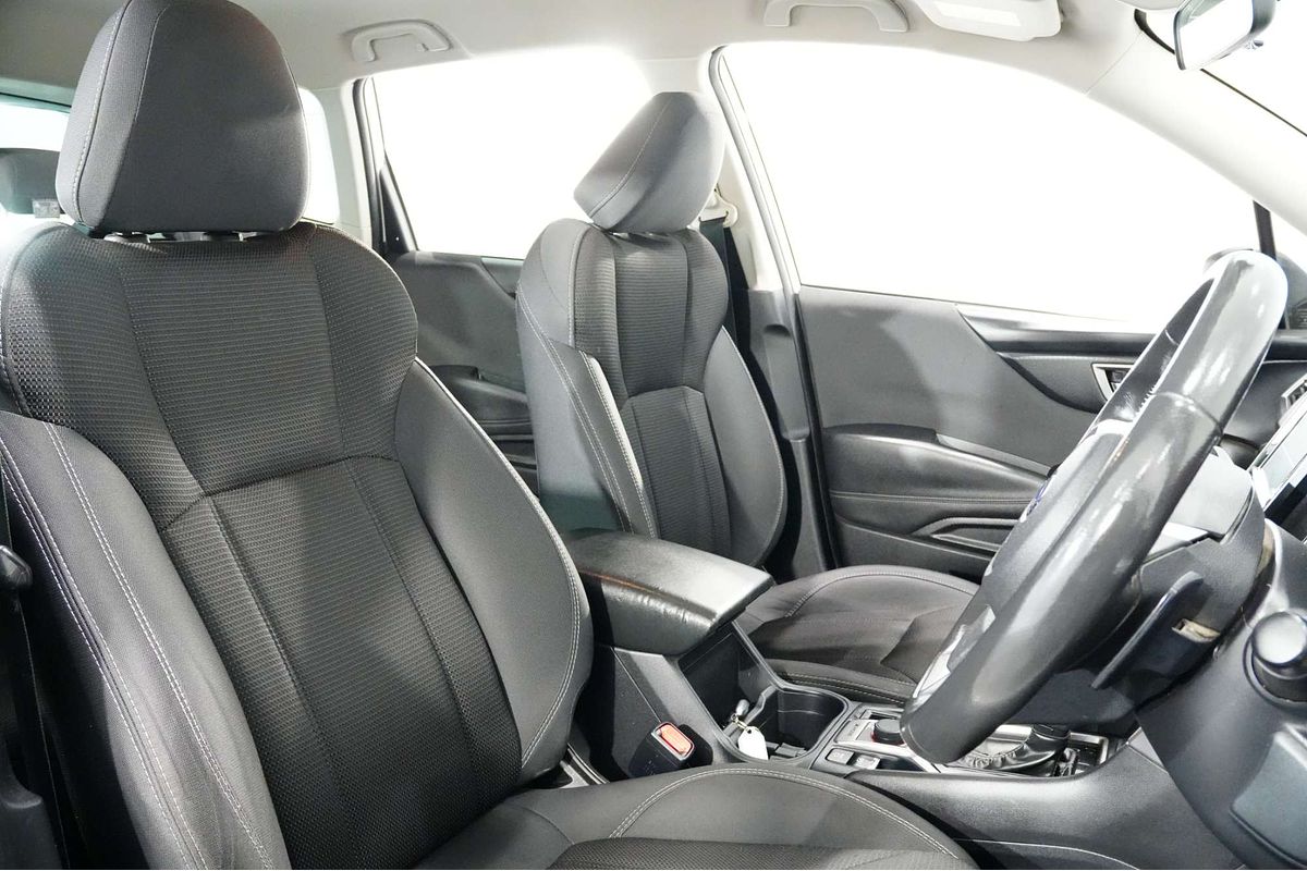 2021 Subaru Forester 2.5i S5