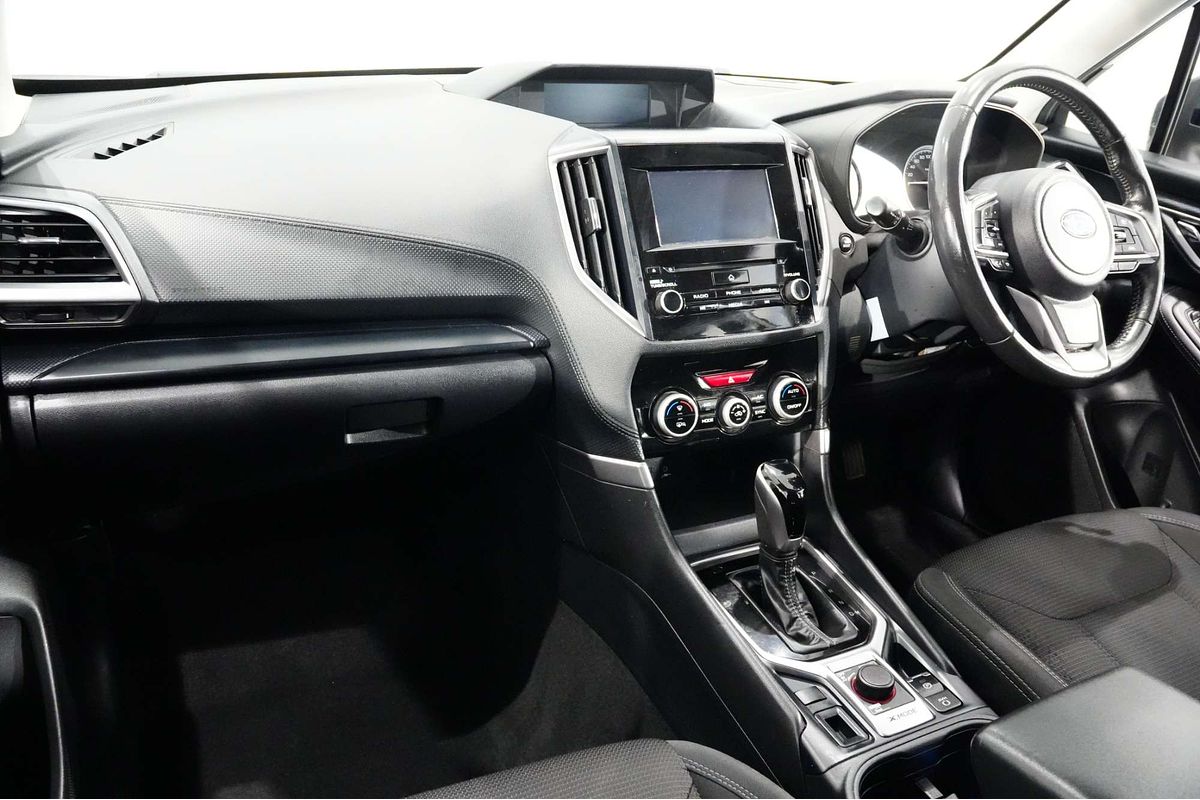 2021 Subaru Forester 2.5i S5