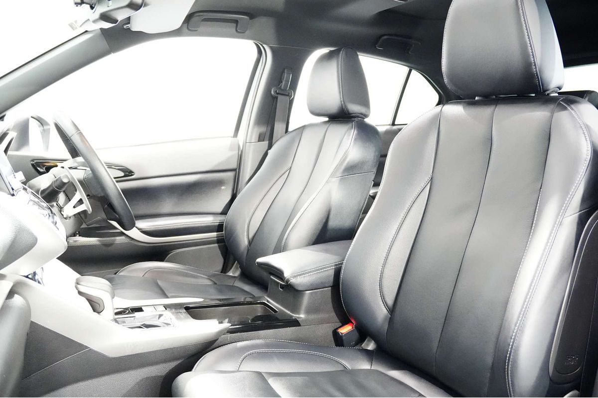 2024 Mitsubishi Eclipse Cross Exceed YB