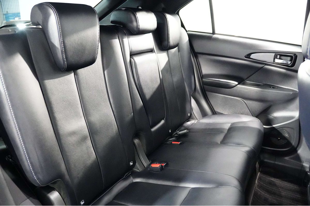 2024 Mitsubishi Eclipse Cross Exceed YB