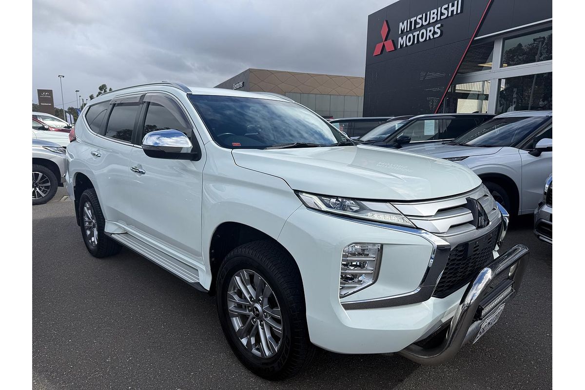 2022 Mitsubishi Pajero Sport GLX QF