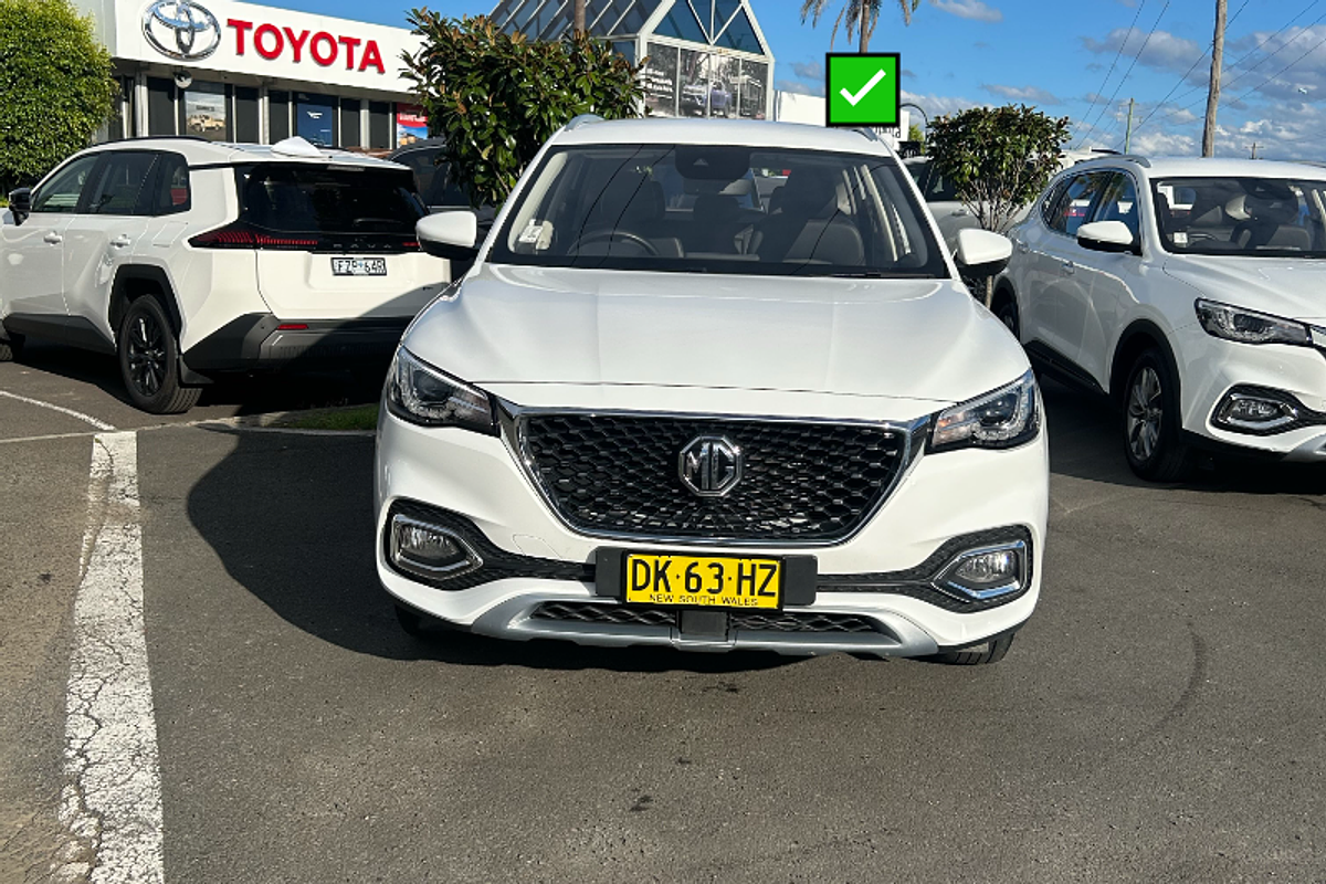 2024 MG HS Vibe SAS23