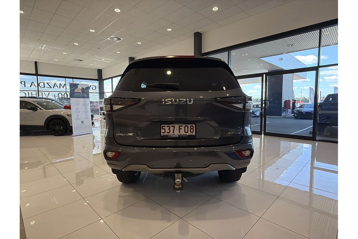 2022 Isuzu MU-X LS-T