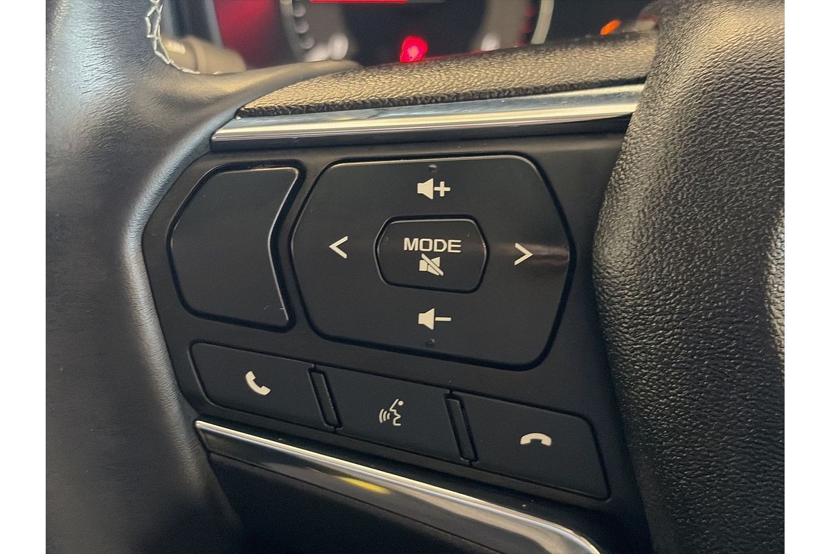 2022 Isuzu MU-X LS-T