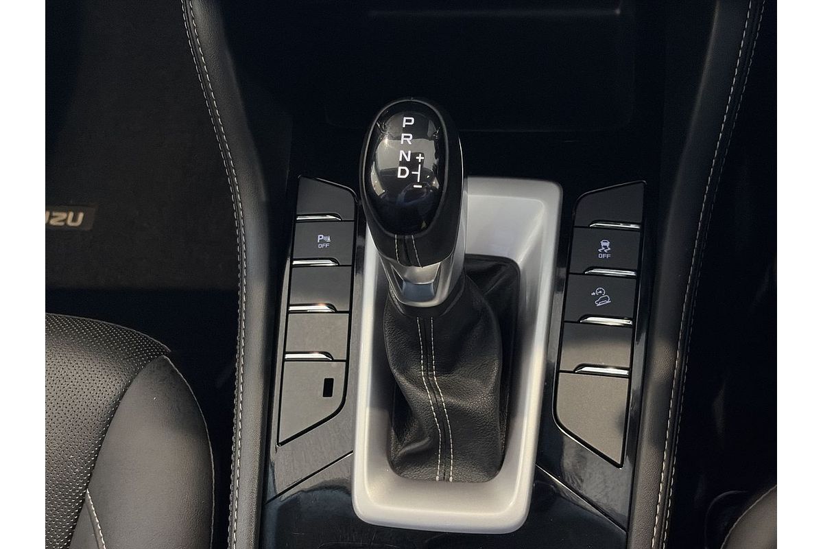 2022 Isuzu MU-X LS-T