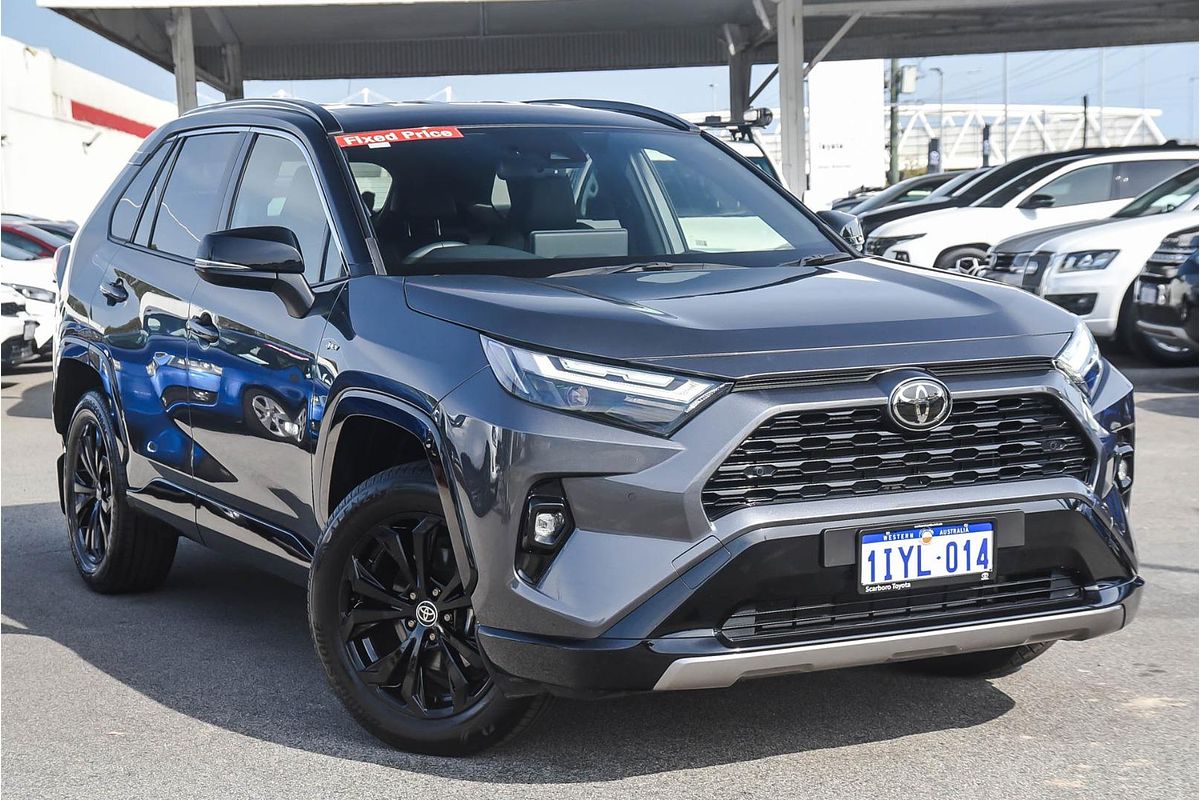 2025 Toyota RAV4 XSE AXAH52R