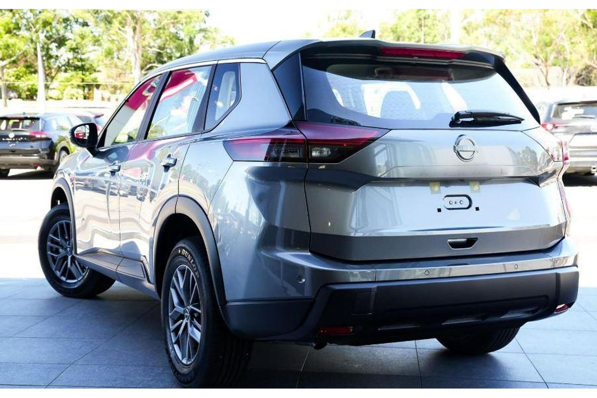 2026 Nissan X-TRAIL ST T33