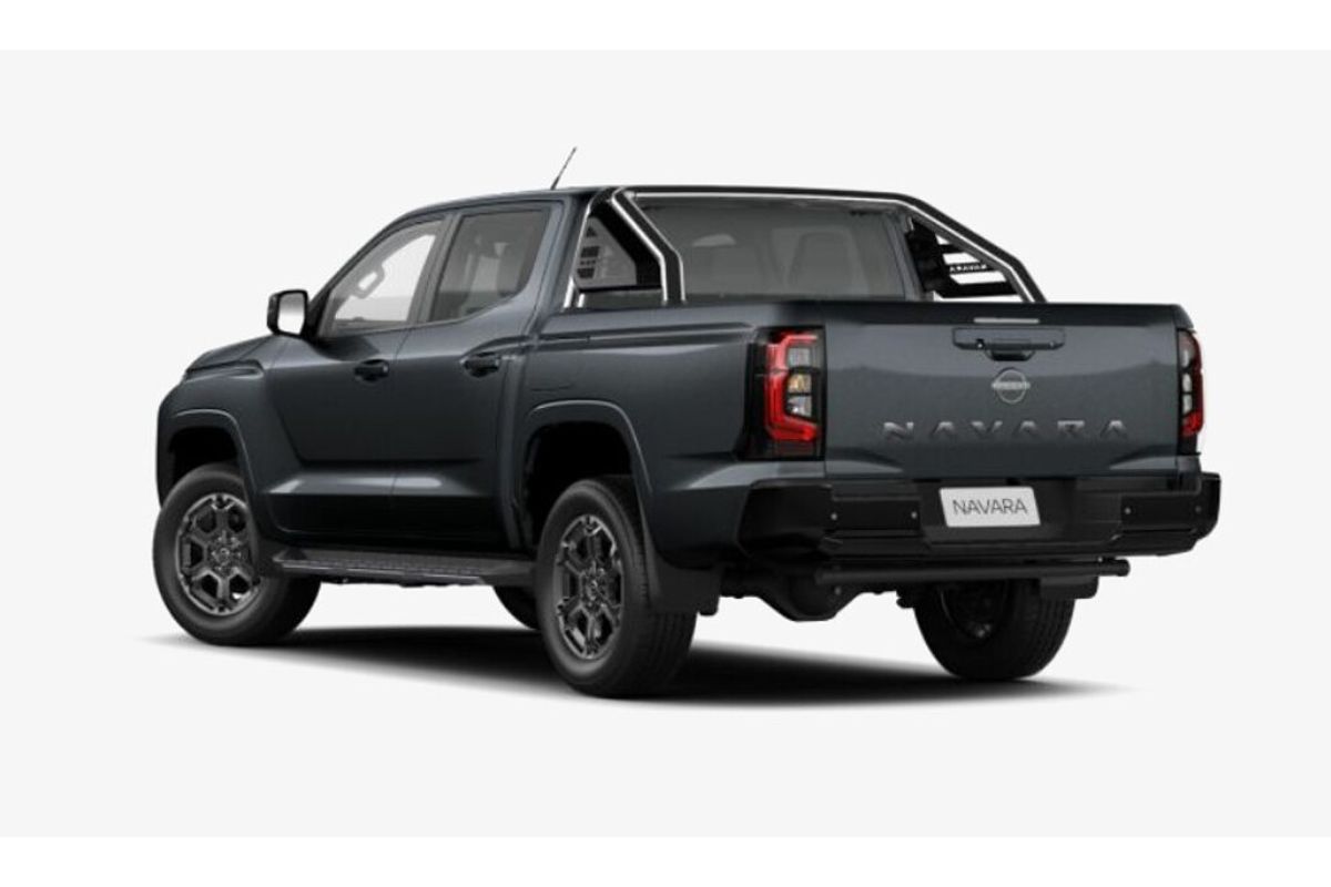 Nissan NAVARA 4X4 2.4 DSL AUTO DC ST-X