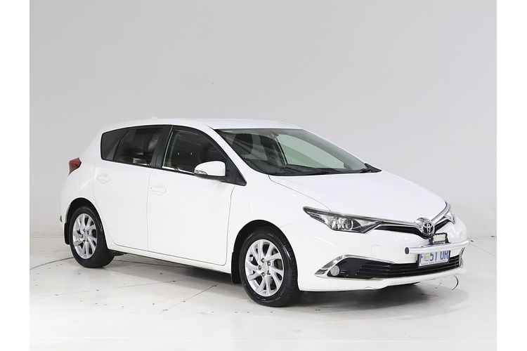 2017 Toyota Corolla Ascent Sport ZRE182R