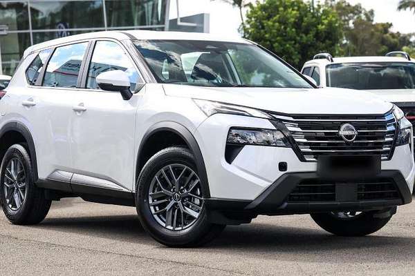 2025 Nissan X-TRAIL ST T33