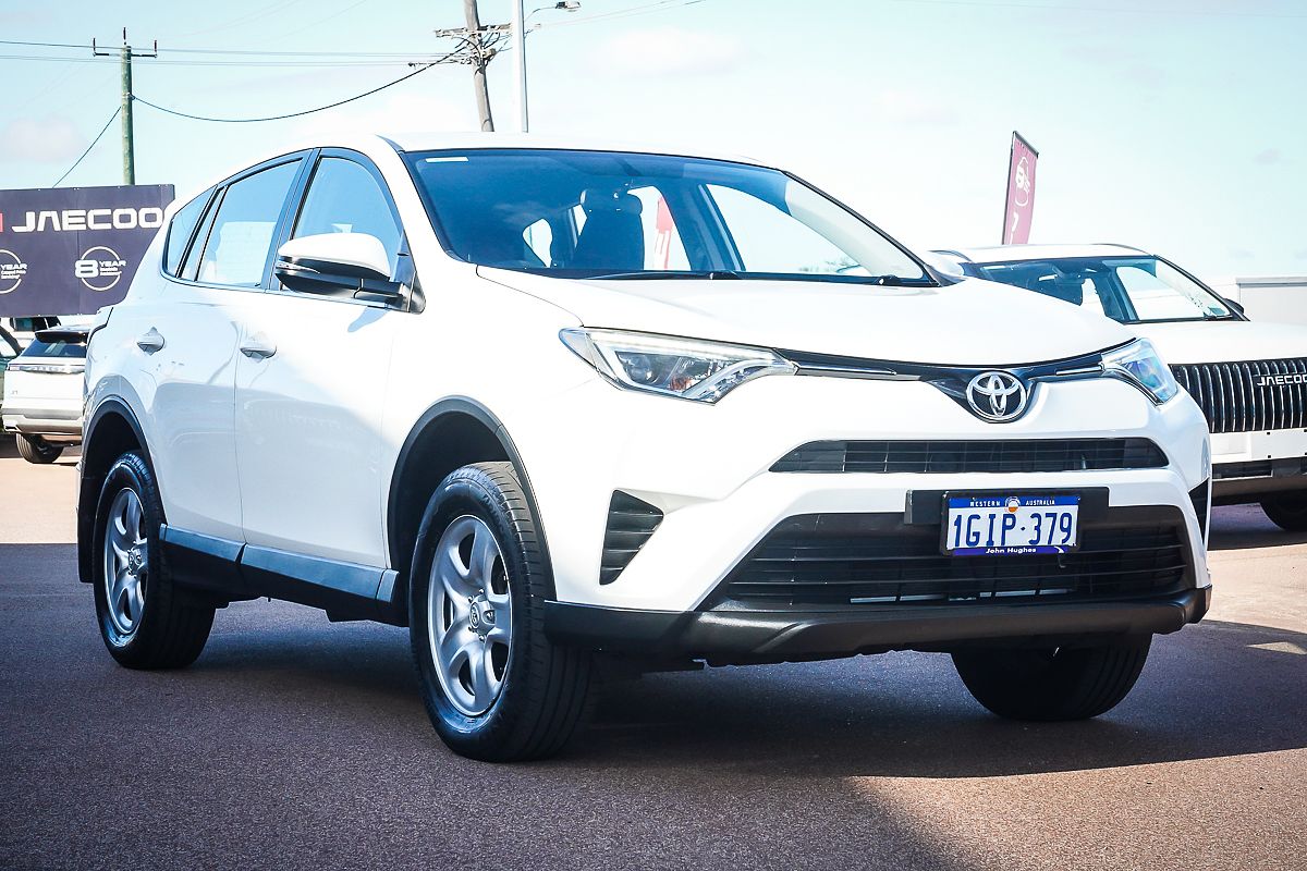 2017 Toyota RAV4 GX ZSA42R