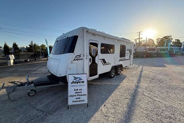 2017 Jayco SILVERLINE 6.8m (22ft) 21' (21.65-4)