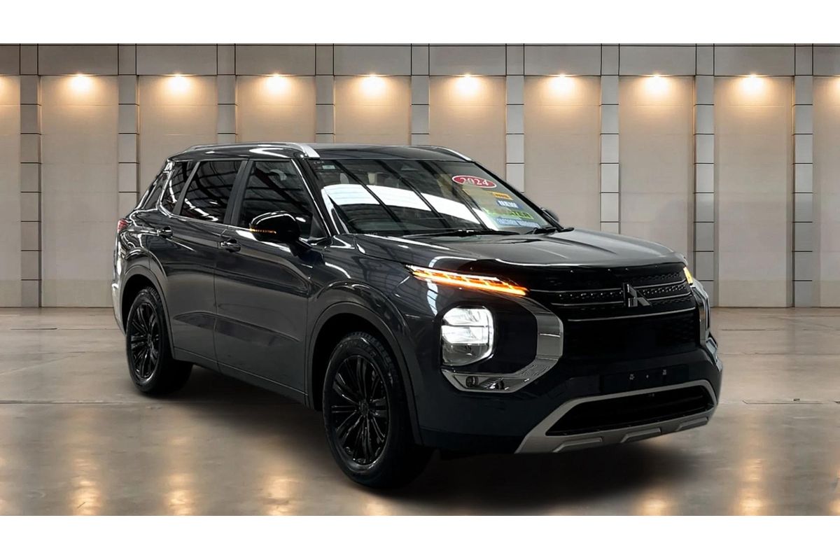 2024 Mitsubishi Outlander LS ZM