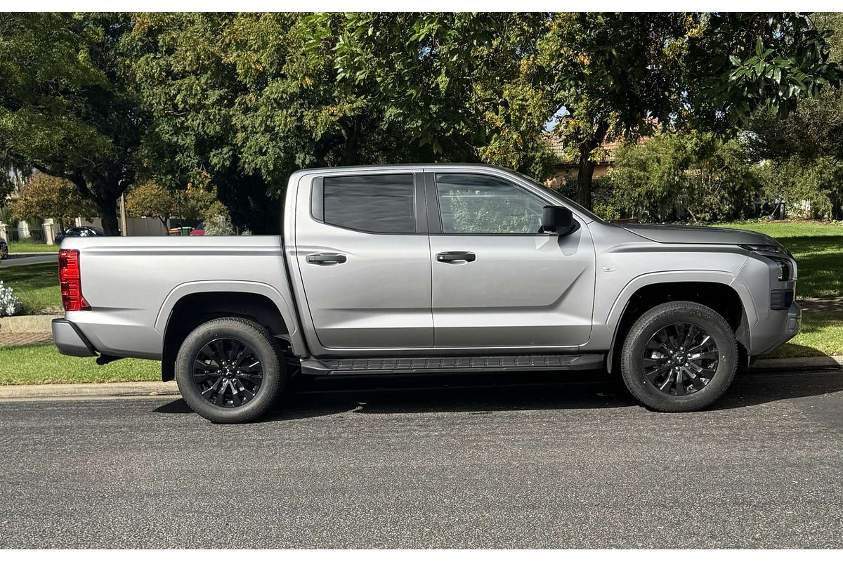 2025 Mitsubishi Triton GLX+ MV 4X4
