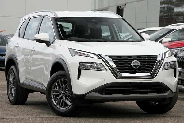 2025 Nissan X-TRAIL ST T33