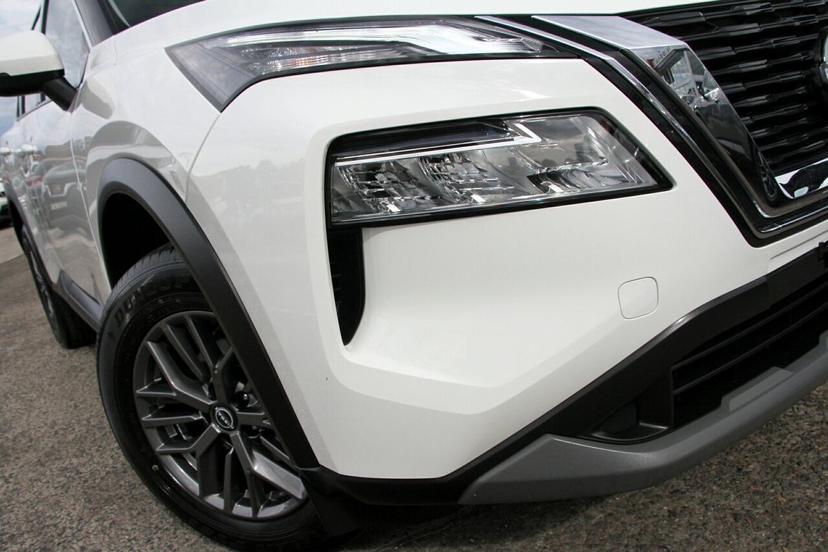 2025 Nissan X-TRAIL ST T33
