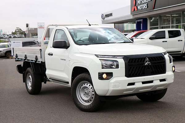 2025 Mitsubishi Triton GLX MV 4X4