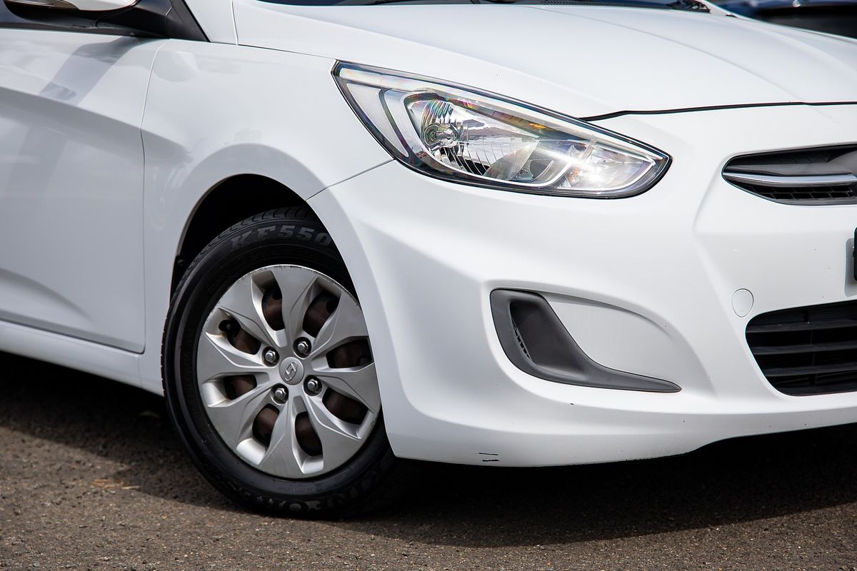 2017 Hyundai Accent Active RB4