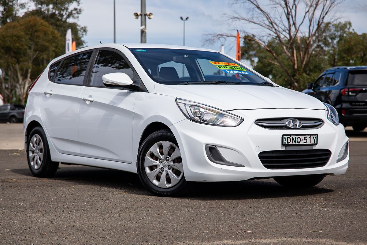 2017 Hyundai Accent Active RB4