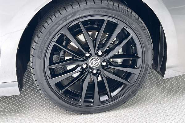 2023 Toyota Camry SX AXVH70R thumb-9