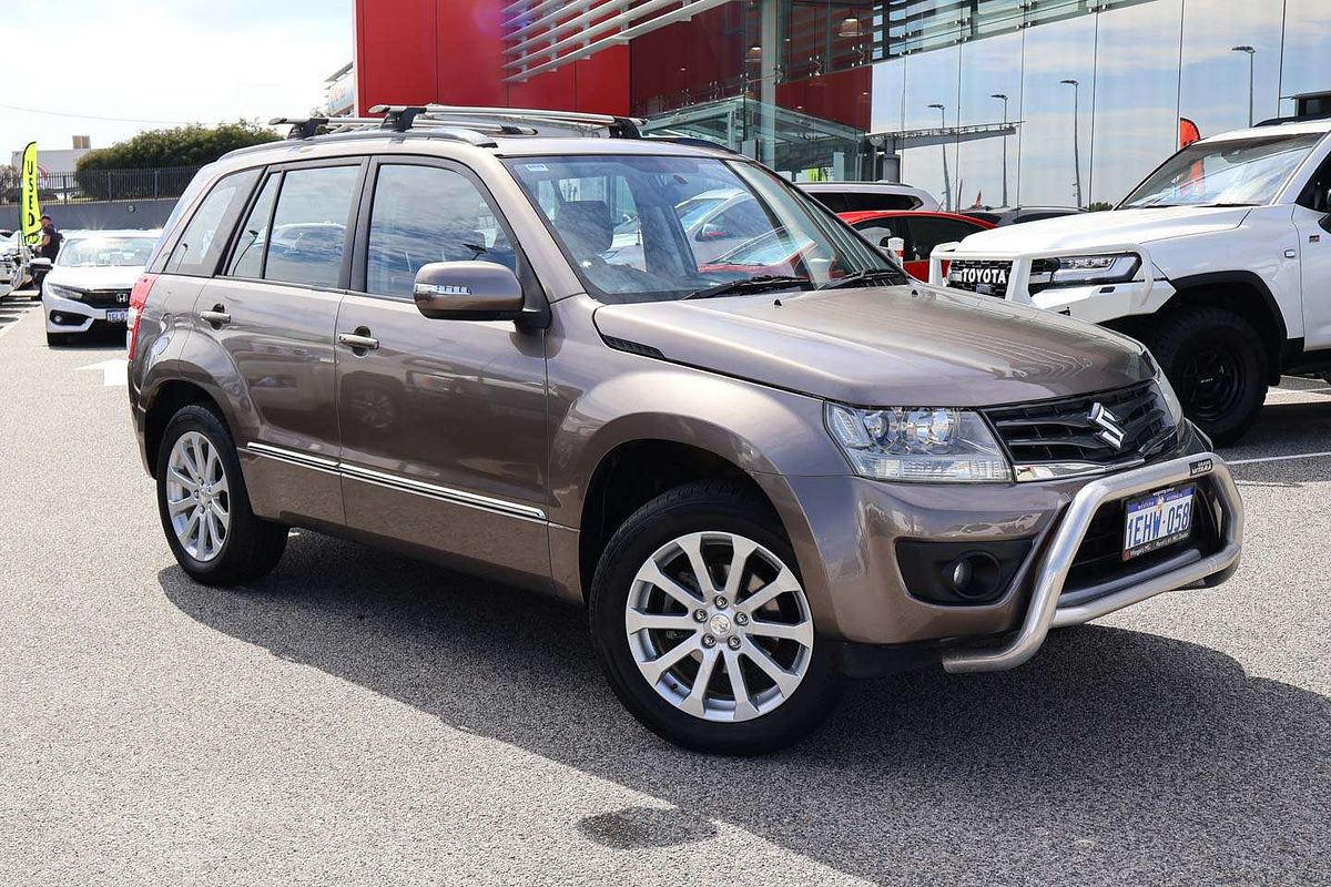 2013 Suzuki Grand Vitara Prestige JB