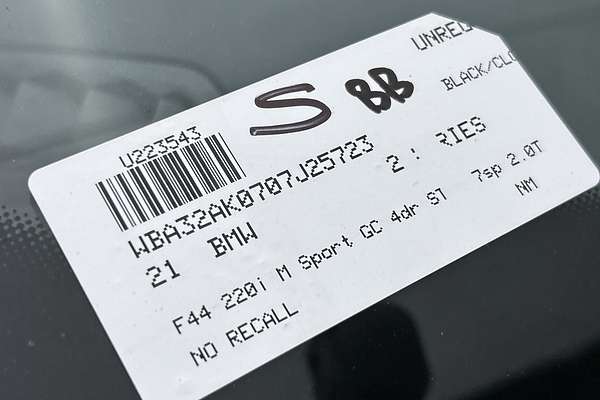 2021 BMW 2 Series 220i M Sport F44 thumb-23