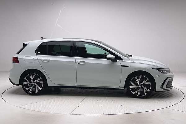 2023 Volkswagen Golf 110TSI R-Line 8 thumb-8