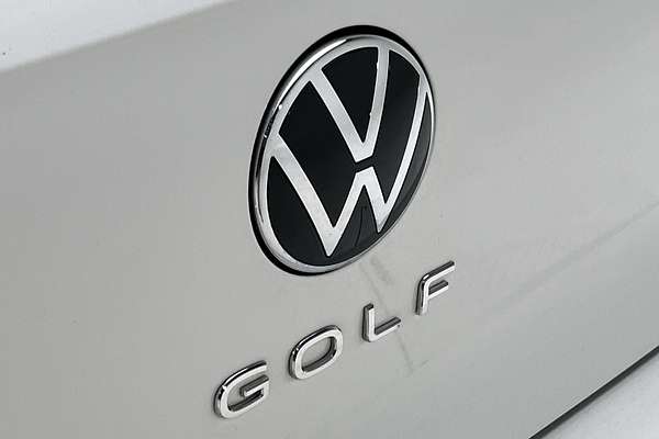 2023 Volkswagen Golf 110TSI R-Line 8 thumb-21