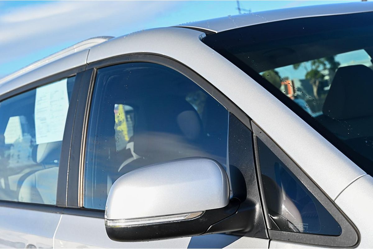 2017 Kia Carnival S YP