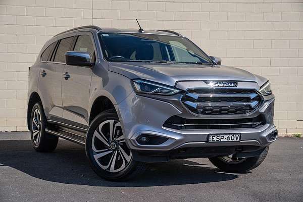 2021 Isuzu MU-X LS-T