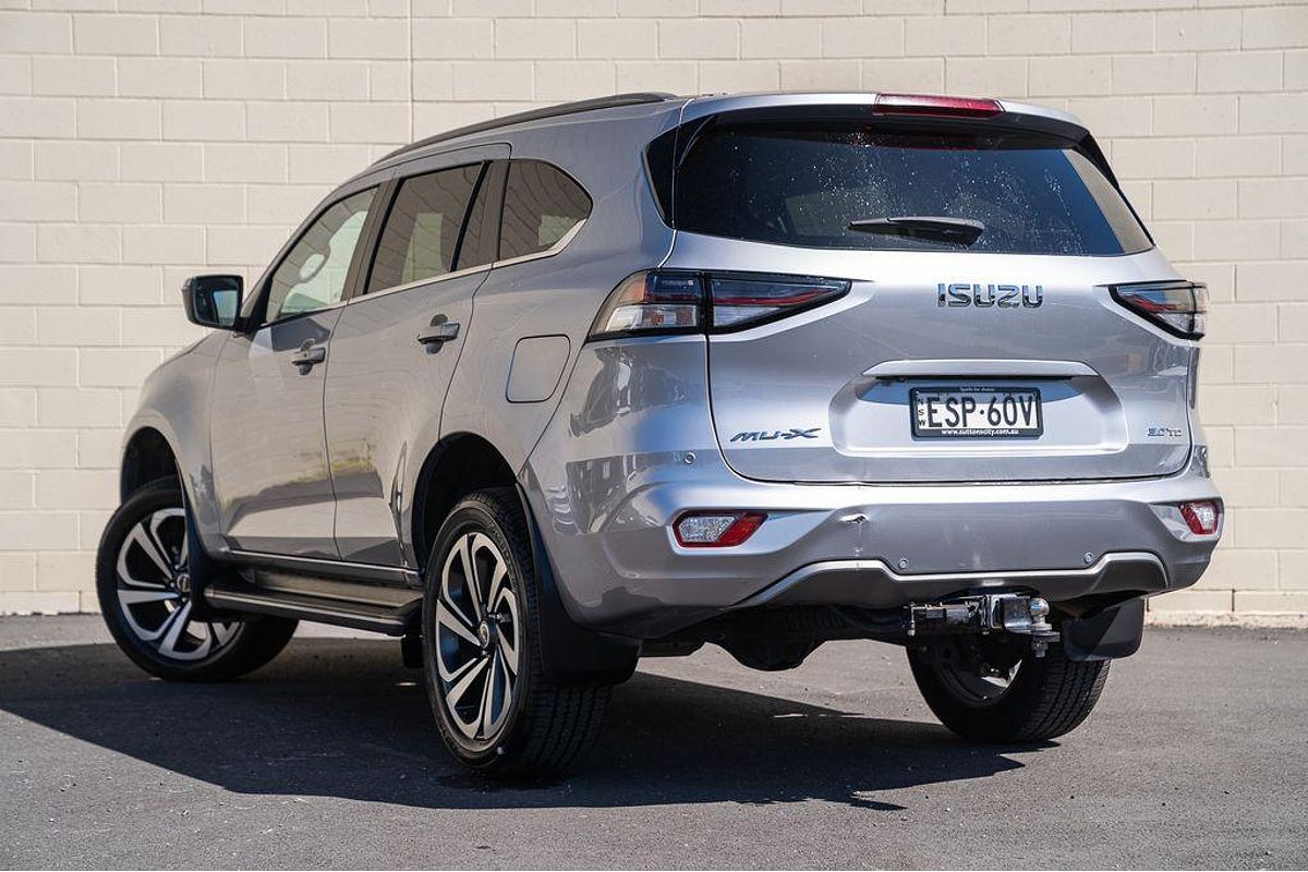 2021 Isuzu MU-X LS-T