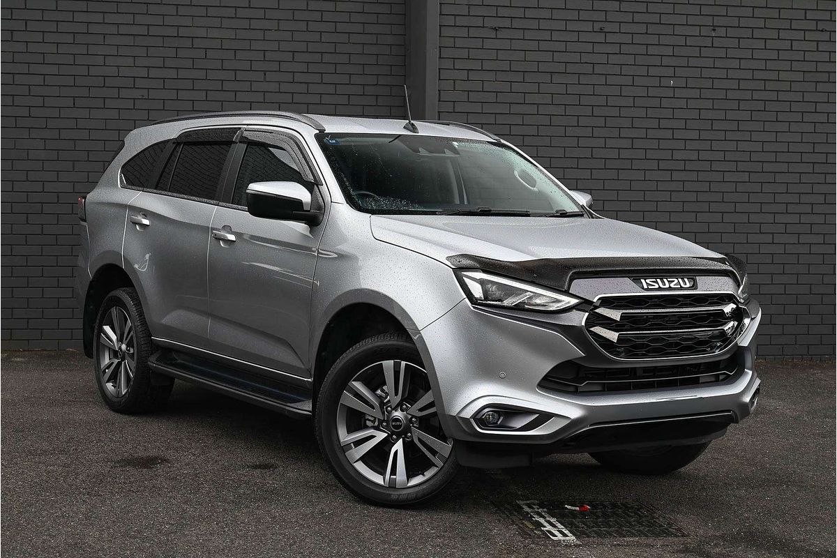 2024 Isuzu MU-X LS-T