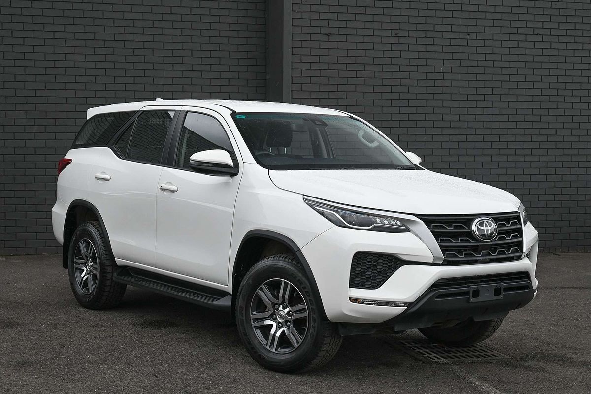 2022 Toyota Fortuner GX GUN156R