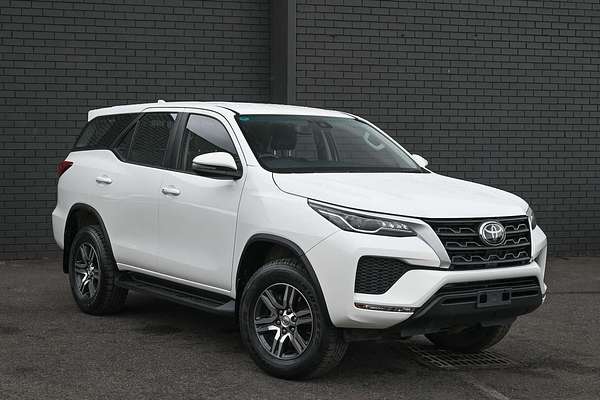 2022 Toyota Fortuner GX GUN156R