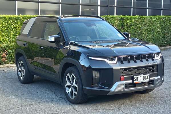 2024 KGM Torres ELX J116